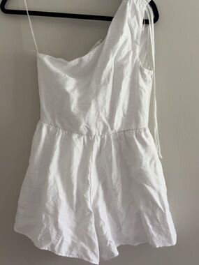 mi ami White Casual Top with Pink Label